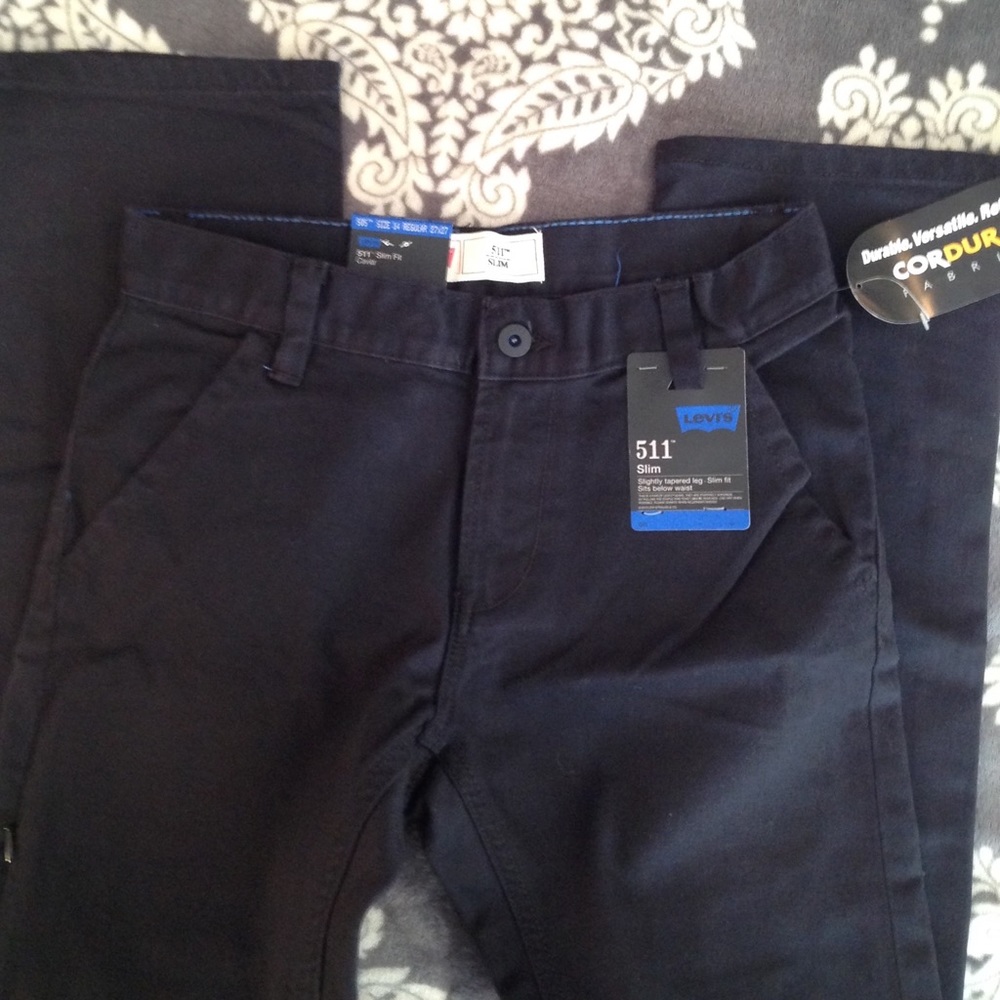 Levi's‼️ - Picture 2 of 7